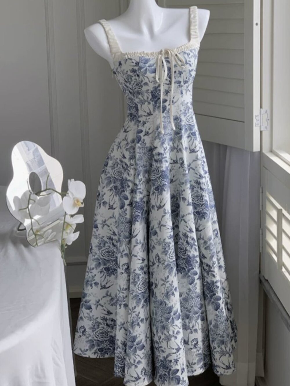 Porcelain Blue and White Midi Dress Delftware | Medium